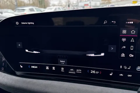 KW74VJY Audi A6 E-Tron Avant Avant Edition 1 e-tron performance  270,00 kW Thumbnail #61