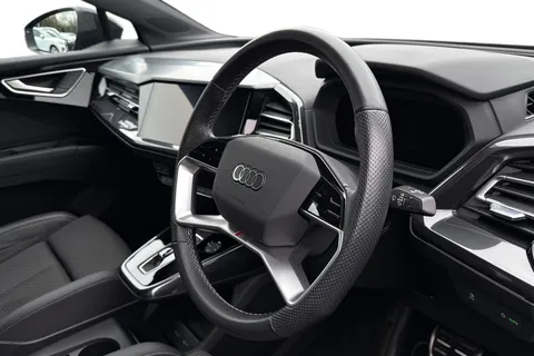 WD22LXH Audi Q4 e-tron Q4 Sportback S line 35 e-tron 125,00 kW Thumbnail #15