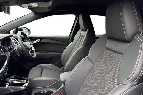 WD22LXH Audi Q4 e-tron Q4 Sportback S line 35 e-tron 125,00 kW Thumbnail #17