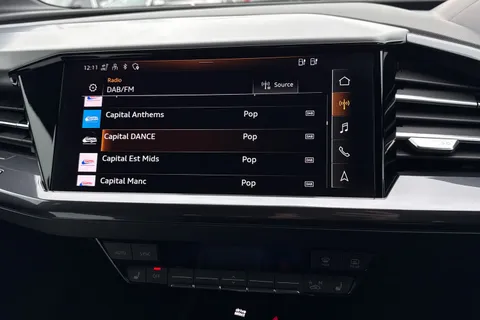 WD22LXH Audi Q4 e-tron Q4 Sportback S line 35 e-tron 125,00 kW Thumbnail #37