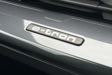 WD22LXH Audi Q4 e-tron Q4 Sportback S line 35 e-tron 125,00 kW Thumbnail #60