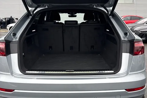 7 of 67 for Audi Q8 SUV Black Edition 50 TDI quattro 286 PS tiptronic