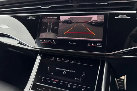 38 of 67 for Audi Q8 SUV Black Edition 50 TDI quattro 286 PS tiptronic