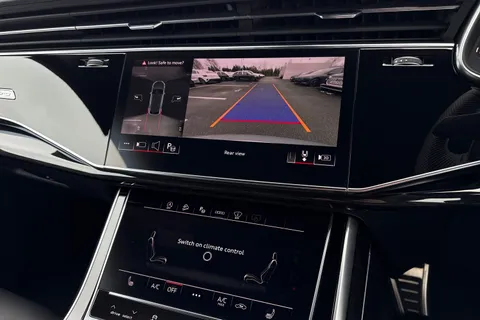 39 of 67 for Audi Q8 SUV Black Edition 50 TDI quattro 286 PS tiptronic