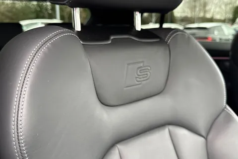 41 of 67 for Audi Q8 SUV Black Edition 50 TDI quattro 286 PS tiptronic