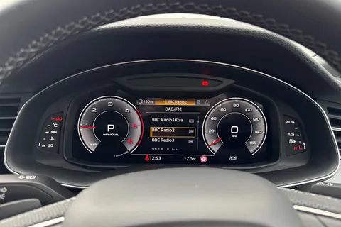 58 of 67 for Audi Q8 SUV Black Edition 50 TDI quattro 286 PS tiptronic