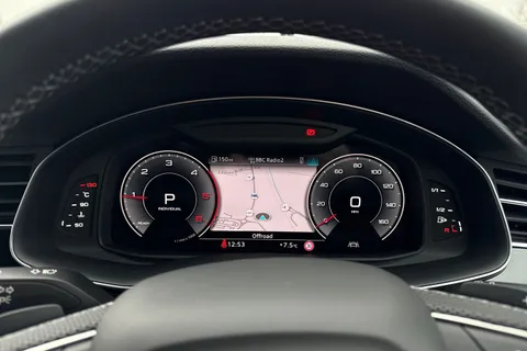 60 of 67 for Audi Q8 SUV Black Edition 50 TDI quattro 286 PS tiptronic