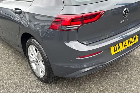 DA72HZM Volkswagen Golf 1.5 TSI Life 5dr | Discover Media Navigation |  App-Connect Thumbnail #8
