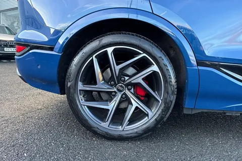 Audi Q6 E-Tron 100kWh Performance Edition 1 Auto 5dr Thumbnail #12
