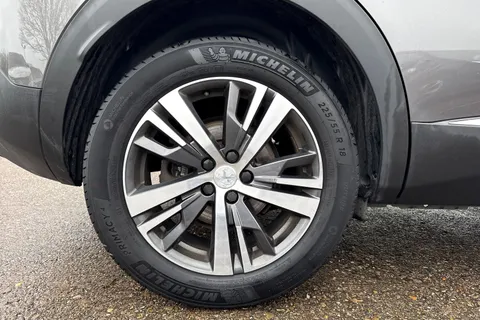 DA23HLK PEUGEOT 3008 1.2 PureTech Allure Premium + EAT Euro 6 (s/s) 5dr Thumbnail #12