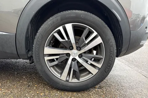 DA23HLK PEUGEOT 3008 1.2 PureTech Allure Premium + EAT Euro 6 (s/s) 5dr Thumbnail #14