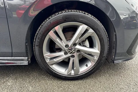 VE71BUH Volkswagen Golf 1.5 TSI R-Line 5dr | Heated Seats | ACC Thumbnail #9