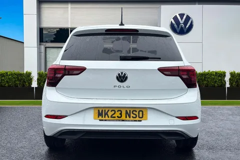 4 of 43 for Volkswagen Polo 1.0 Life 5dr **REAR VIEW CAMERA, REAR TINTS**