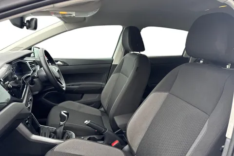 16 of 43 for Volkswagen Polo 1.0 Life 5dr **REAR VIEW CAMERA, REAR TINTS**