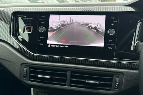 36 of 43 for Volkswagen Polo 1.0 Life 5dr **REAR VIEW CAMERA, REAR TINTS**