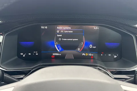 37 of 43 for Volkswagen Polo 1.0 Life 5dr **REAR VIEW CAMERA, REAR TINTS**