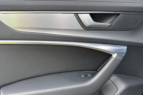 37 of 66 for Audi A6 Saloon S line 40 TDI quattro 204 PS S tronic