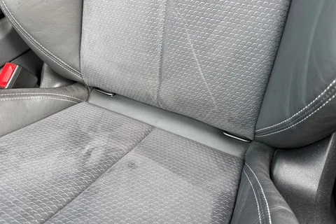 38 of 66 for Audi A6 Saloon S line 40 TDI quattro 204 PS S tronic