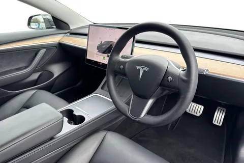 14 of 67 for Tesla Model 3 (Dual Motor) Performance Auto 4WDE 4dr (Performance Upgrade)