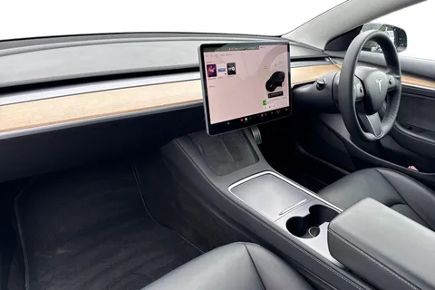 15 of 67 for Tesla Model 3 (Dual Motor) Performance Auto 4WDE 4dr (Performance Upgrade)