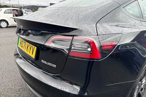 32 of 67 for Tesla Model 3 (Dual Motor) Performance Auto 4WDE 4dr (Performance Upgrade)