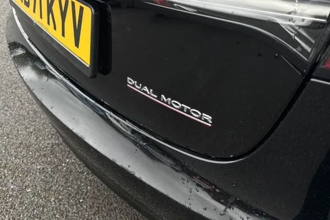 33 of 67 for Tesla Model 3 (Dual Motor) Performance Auto 4WDE 4dr (Performance Upgrade)