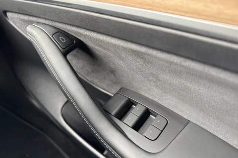 42 of 67 for Tesla Model 3 (Dual Motor) Performance Auto 4WDE 4dr (Performance Upgrade)