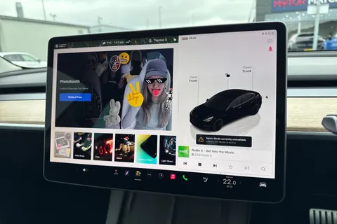 49 of 67 for Tesla Model 3 (Dual Motor) Performance Auto 4WDE 4dr (Performance Upgrade)