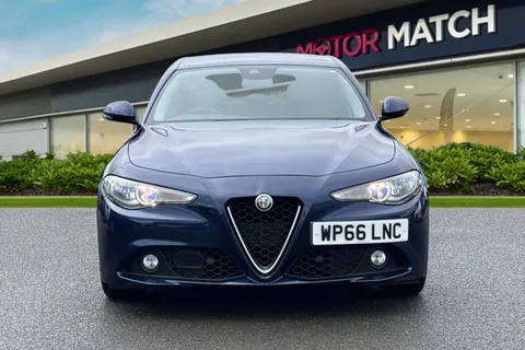 WP66LNC Alfa Romeo Giulia 2.2 TD Super Auto Euro 6 (s/s) 4dr Thumbnail #7