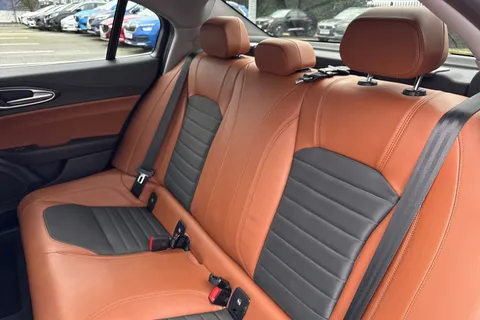 WP66LNC Alfa Romeo Giulia 2.2 TD Super Auto Euro 6 (s/s) 4dr Thumbnail #20