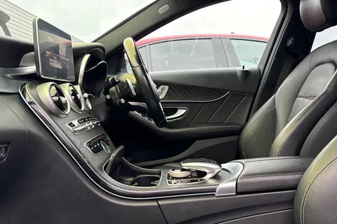 DX17YTA Mercedes-Benz C Class 1.6 C200d AMG Line (Premium Plus) G-Tronic+ Euro 6 (s/s) 4dr Thumbnail #28