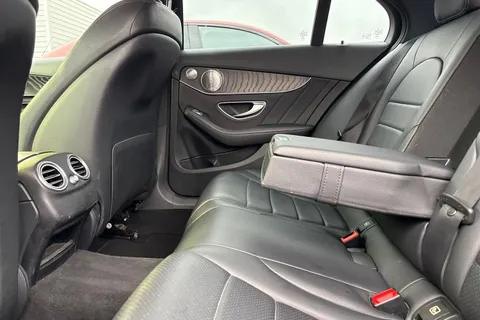 DX17YTA Mercedes-Benz C Class 1.6 C200d AMG Line (Premium Plus) G-Tronic+ Euro 6 (s/s) 4dr Thumbnail #29