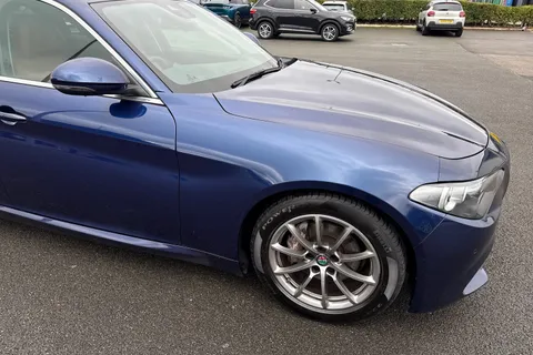 WP66LNC Alfa Romeo Giulia 2.2 TD Super Auto Euro 6 (s/s) 4dr Thumbnail #37
