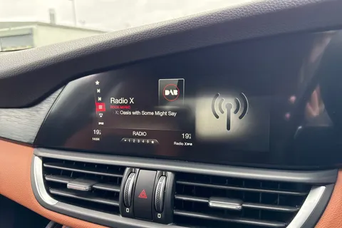 WP66LNC Alfa Romeo Giulia 2.2 TD Super Auto Euro 6 (s/s) 4dr Thumbnail #47