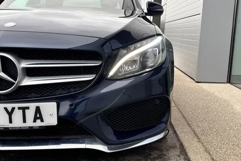 DX17YTA Mercedes-Benz C Class 1.6 C200d AMG Line (Premium Plus) G-Tronic+ Euro 6 (s/s) 4dr Thumbnail #45