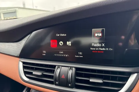 WP66LNC Alfa Romeo Giulia 2.2 TD Super Auto Euro 6 (s/s) 4dr Thumbnail #53