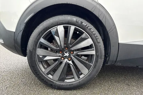 JSZ6856 PEUGEOT 3008 1.6 13.2kWh GT e-EAT Euro 6 (s/s) 5dr Thumbnail #12