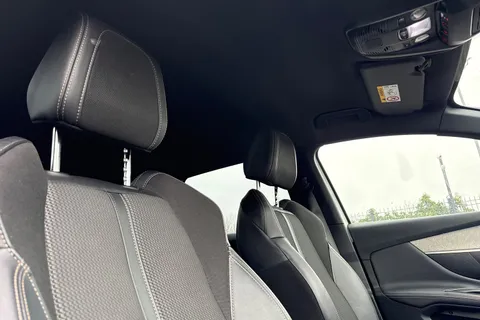 JSZ6856 PEUGEOT 3008 1.6 13.2kWh GT e-EAT Euro 6 (s/s) 5dr Thumbnail #25