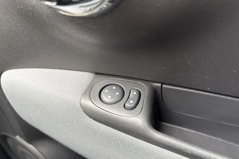 PO66YDF FIAT 500 1.2 Pop Euro 6 (s/s) 3dr Thumbnail #38