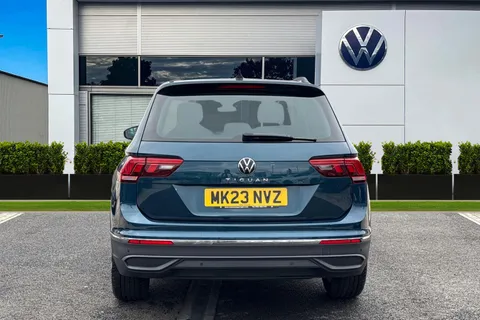 MK23NVZ Volkswagen Tiguan 1.5 TSI 150 Life 5dr **FOLDING MIRRORS, SPACE SAVER** Thumbnail #5