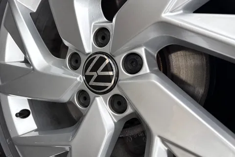 MK23NVZ Volkswagen Tiguan 1.5 TSI 150 Life 5dr **FOLDING MIRRORS, SPACE SAVER** Thumbnail #27