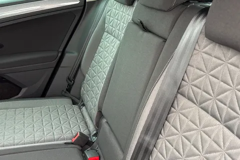 MK23NVZ Volkswagen Tiguan 1.5 TSI 150 Life 5dr **FOLDING MIRRORS, SPACE SAVER** Thumbnail #33