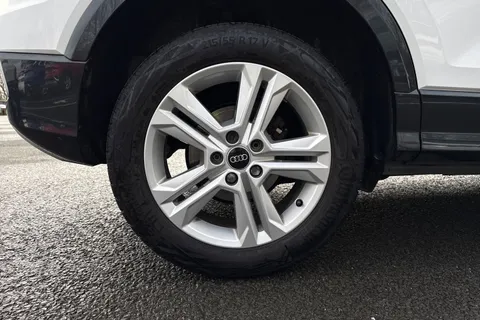 PN23MXD Audi Q2 Sport 35 TFSI  150 PS S tronic Thumbnail #11