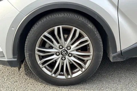 LA72UZV Toyota C-Hr 1.8 VVT-h Excel CVT Euro 6 (s/s) 5dr Thumbnail #16