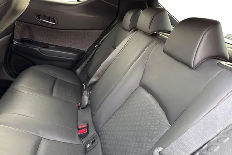 LA72UZV Toyota C-Hr 1.8 VVT-h Excel CVT Euro 6 (s/s) 5dr Thumbnail #19