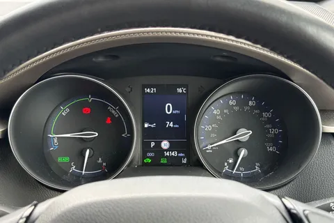 LA72UZV Toyota C-Hr 1.8 VVT-h Excel CVT Euro 6 (s/s) 5dr Thumbnail #20