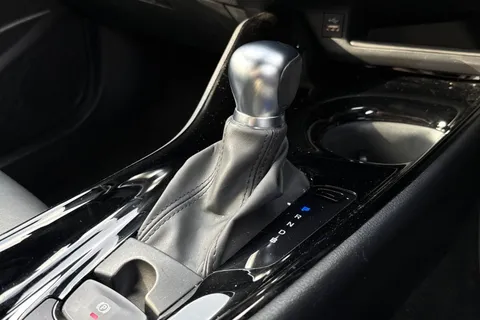 LA72UZV Toyota C-Hr 1.8 VVT-h Excel CVT Euro 6 (s/s) 5dr Thumbnail #23