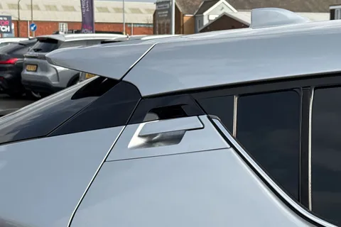 LA72UZV Toyota C-Hr 1.8 VVT-h Excel CVT Euro 6 (s/s) 5dr Thumbnail #30