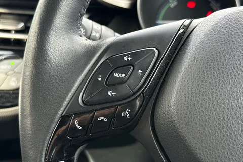 LA72UZV Toyota C-Hr 1.8 VVT-h Excel CVT Euro 6 (s/s) 5dr Thumbnail #37