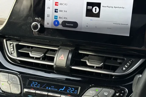 LA72UZV Toyota C-Hr 1.8 VVT-h Excel CVT Euro 6 (s/s) 5dr Thumbnail #41